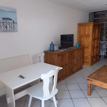 Maison T2 Renecros בית נופש *