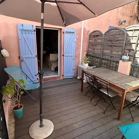 בית נופש Maison T2 Renecros בנדול